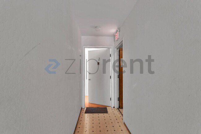 Foto del edificio - Unit 2