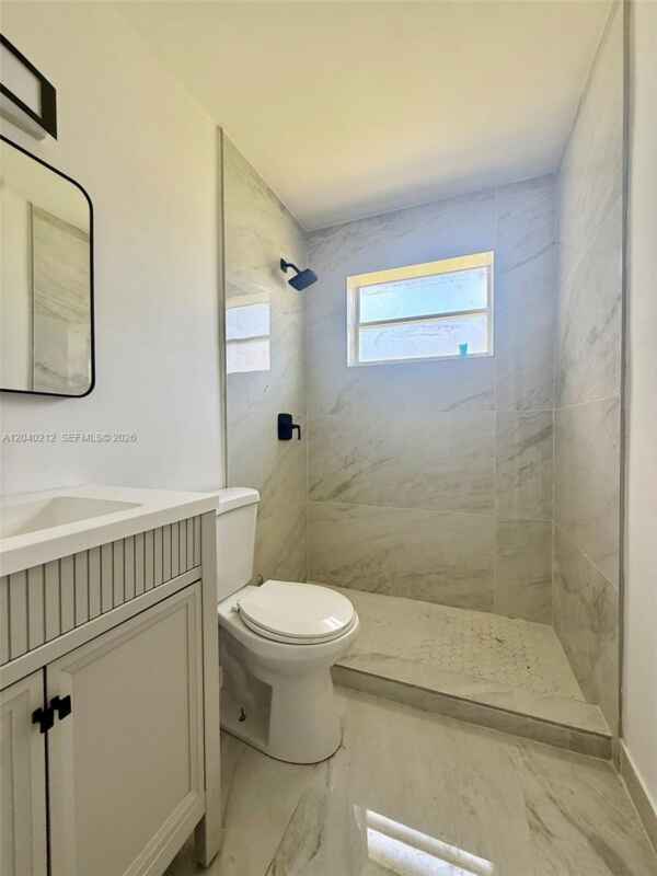 Photo - 730 SW 5th St # 1 HALLANDALE BEACH, FL 33009 House