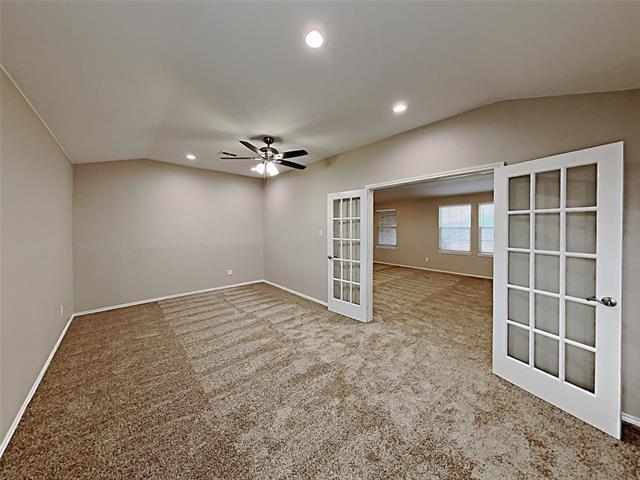 Building Photo - 502 Cleveland Dr