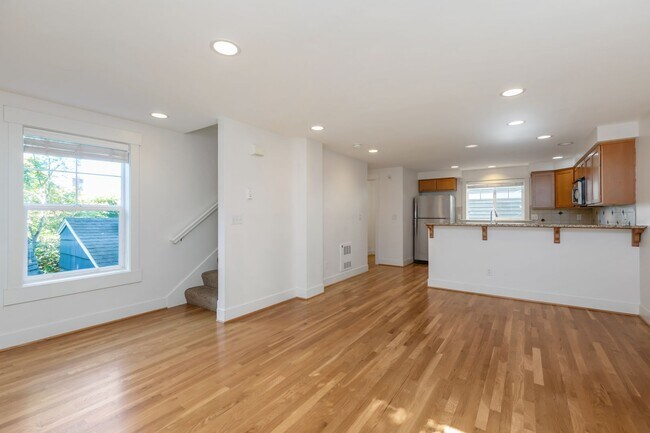 Foto del edificio - Charming 3 Bed Townhouse in Seattle