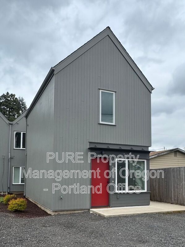 Building Photo - 5870 N Harvard St