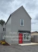Building Photo - 5870 N Harvard St