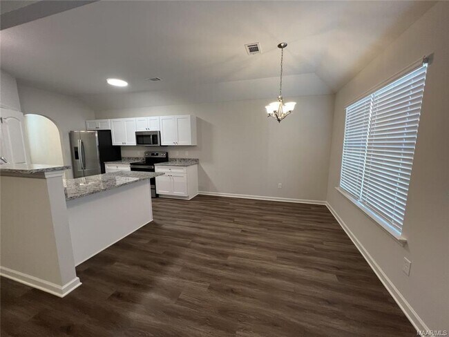 Foto del edificio - 211 Dawsons Ml Wy