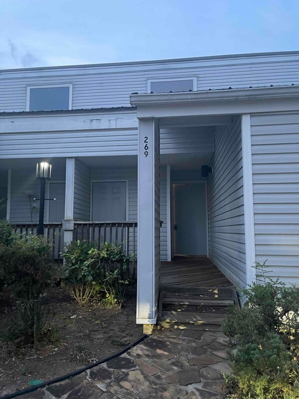 10143 Clearview Ct, Villa Rica, GA 30180 Townhome Rentals in Villa