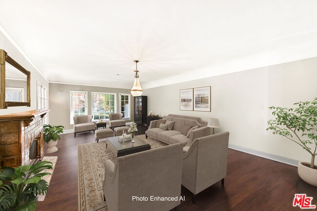 Building Photo - 401 N McCadden Pl