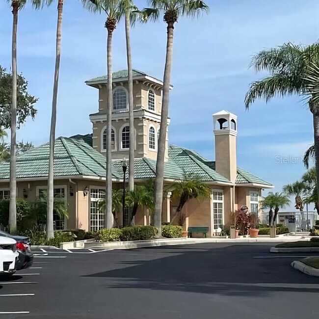 Foto del edificio - 5302 Bay Club Cir