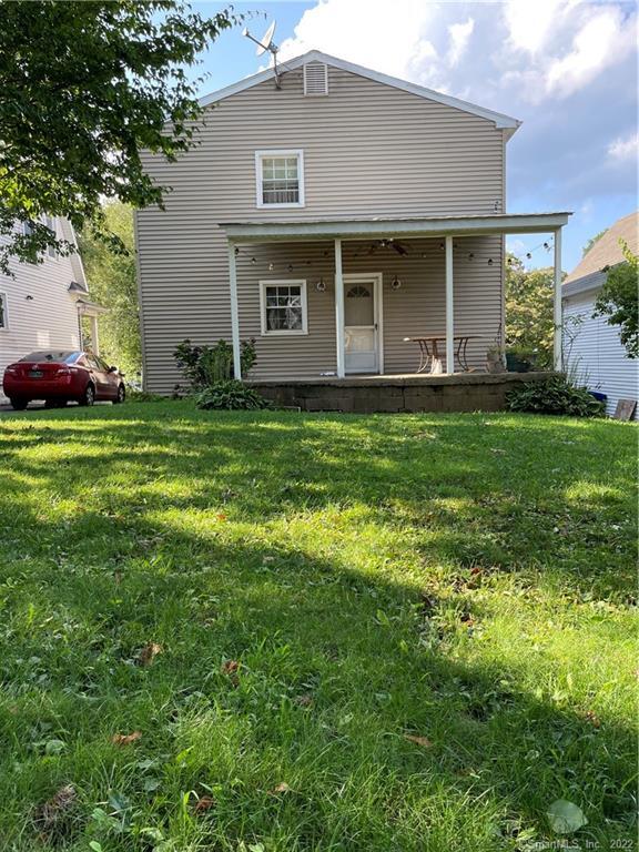 233 Goldenrod Ave, Bridgeport, CT 06606 Room for Rent in Bridgeport