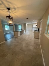 Building Photo - 2734 Ash Rd