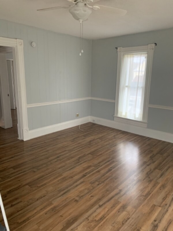 Foto del edificio - 514 Eben Ave