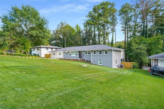 Building Photo - 681 Fielding Ln SW