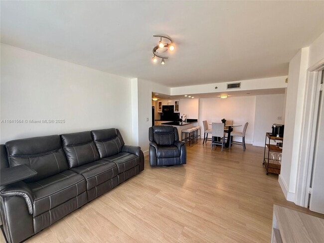 Foto del edificio - 770 Claughton Island Dr