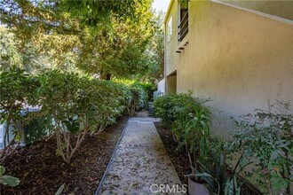 Building Photo - 5744 E Creekside Ave