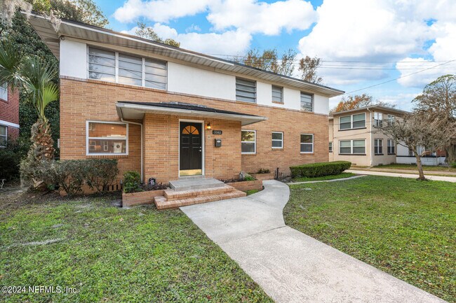 Foto del edificio - 3142 Belden Cir