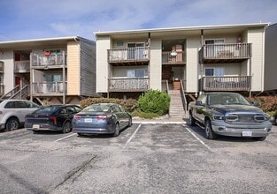 Building Photo - 914 W Ocean View Ave