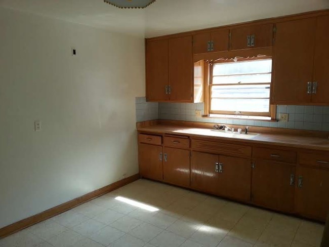 Building Photo - 3212 N 54th St