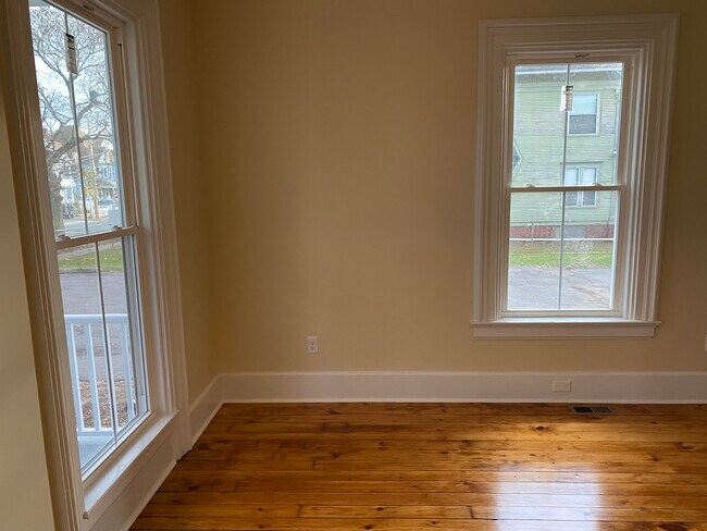 Foto del edificio - 1971 Northampton St