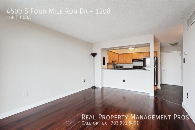Foto del edificio - 4500 S Four Mile Run Dr