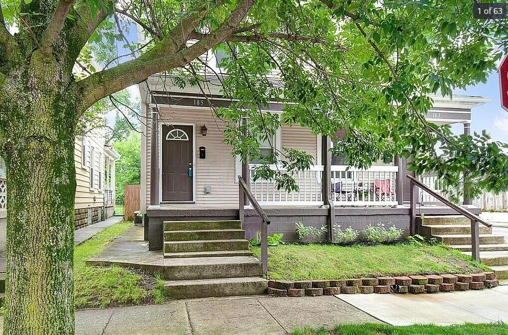 Foto principal - 185 E Gates St