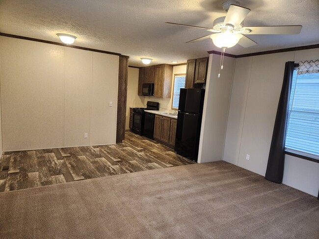 Building Photo - 121 Mulberry