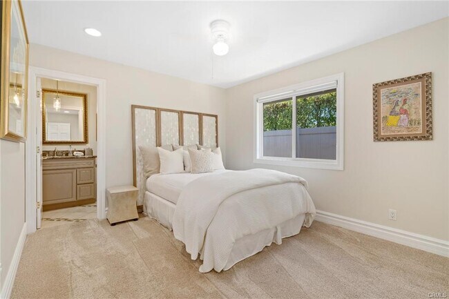 Building Photo - 1401 Seacrest Dr
