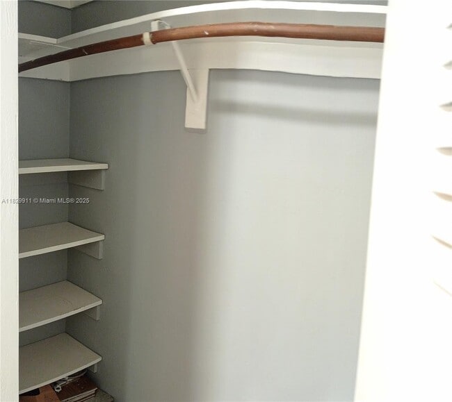 Building Photo - 7831 Miller Dr