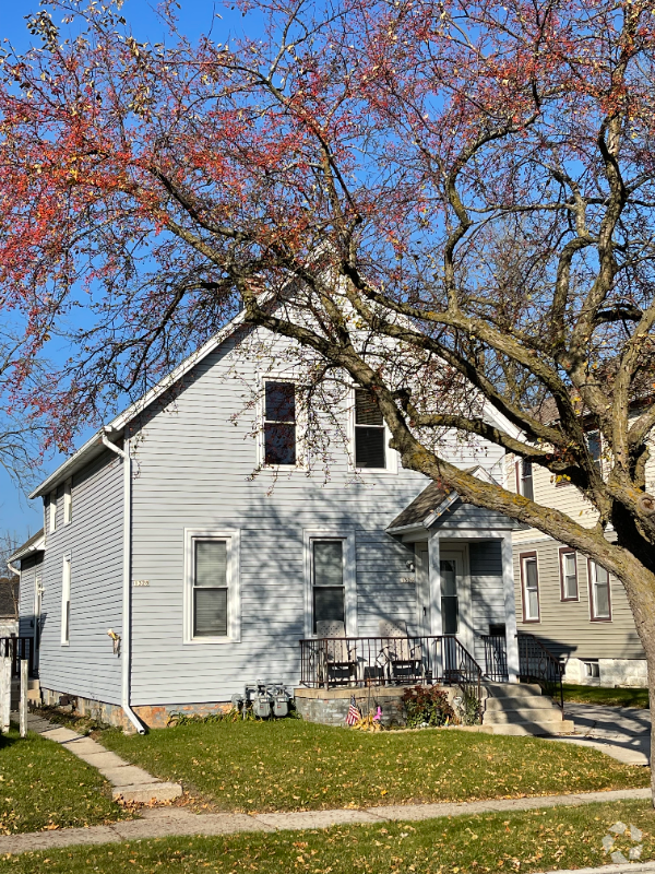 Building Photo - 1328 Geele Ave