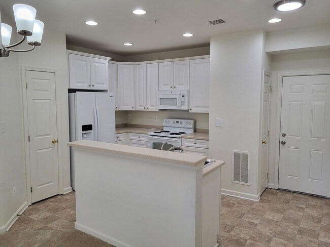 Building Photo - Bulle Rock Community Living!