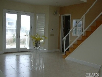 Building Photo - 819 Dune Rd