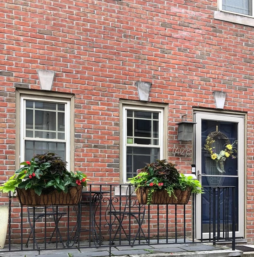 Primary Photo - 1428 Montrose St
