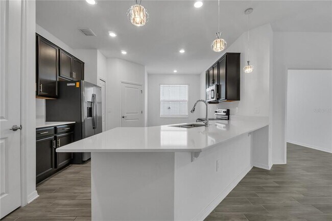 Building Photo - 920 Serchio St