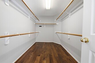 Building Photo - 43 N Abram Cir