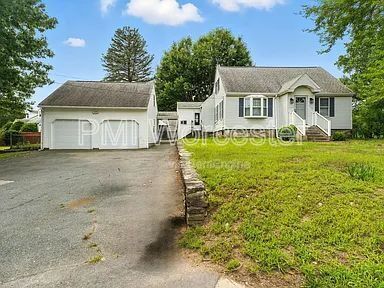 Foto del edificio - 178 Massasoit Rd