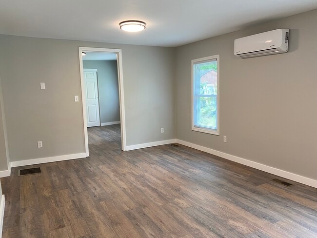 Living Room - 302 Rose St