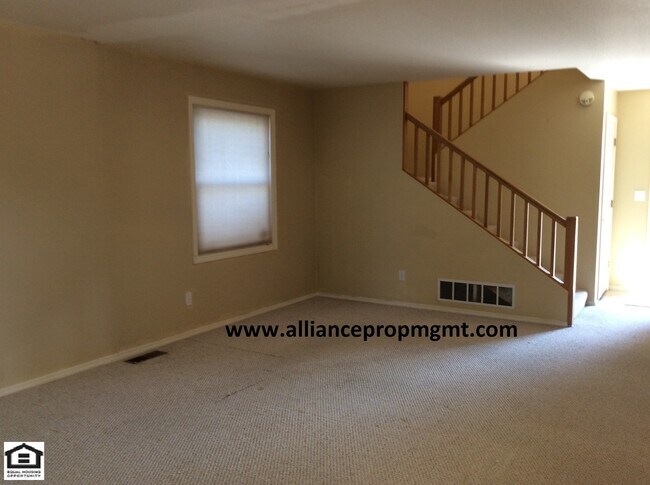 Foto del edificio - 3 Bedroom 2 Bath Condo Close to Hyalite Elementary
