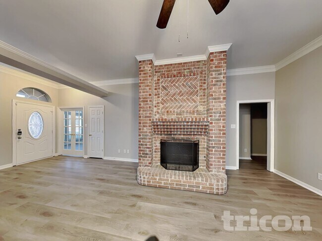 Foto del edificio - 709 W Park Dr