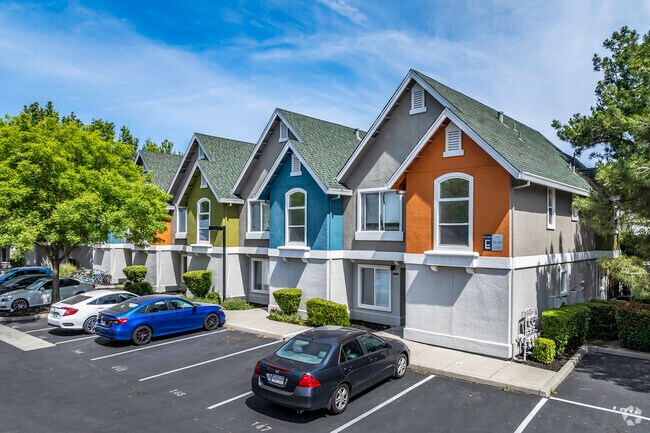 Building Photo - Oakshade Commons