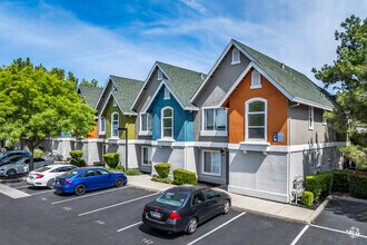 Building Photo - Oakshade Commons