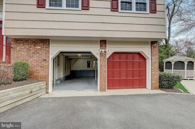 Building Photo - 45 Turner Ct