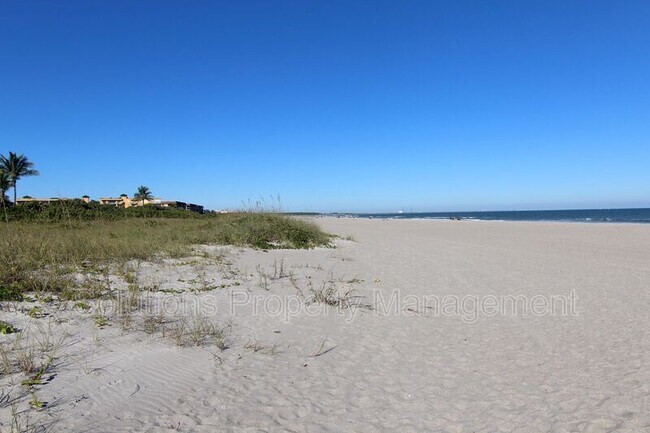 Foto del edificio - 8000 Ridgewood Ave