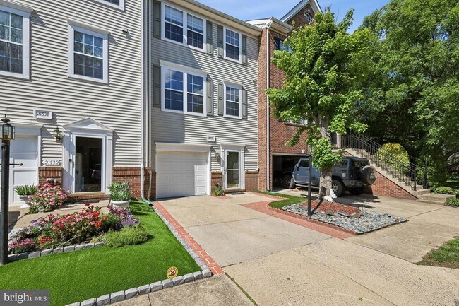 Foto del edificio - 21534 Iredell Terrace