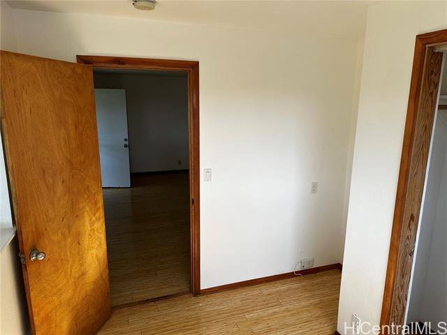 Building Photo - 61-161-161 Punalau Pl
