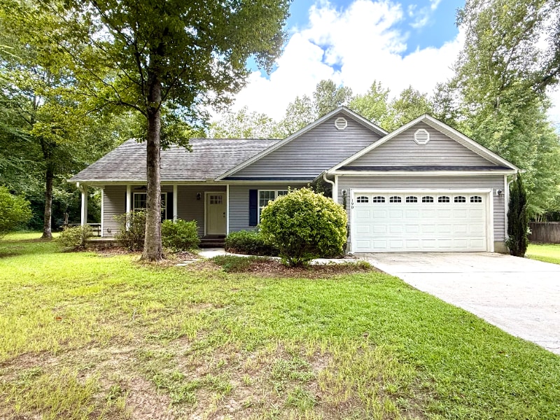 Primary Photo - 190 Old Beechtree Ln