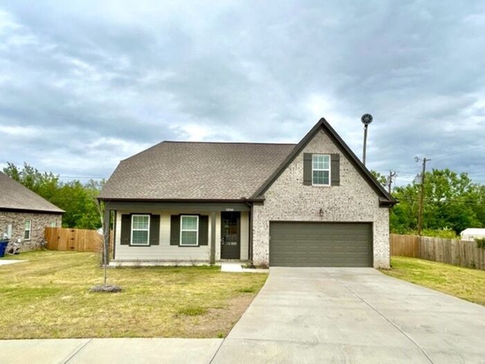 Primary Photo - Now Leasing a4 Bedroom 2.5 Bath Home In Ol...