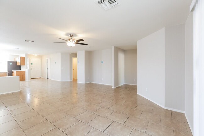 Foto del edificio - 7907 N 53rd Dr
