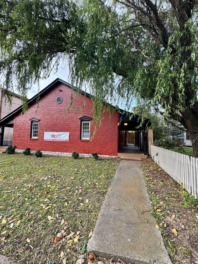 Foto del edificio - Beautiful 1 Bed, 1 Bath Located in Historic Germantown w/ Flexible Lease Terms!