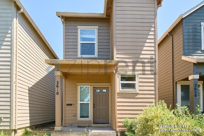 Building Photo - 2610 Princeton Pl