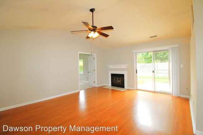 Foto del edificio - 2 br, 1 bath House - 2704 Von Thuringer Court