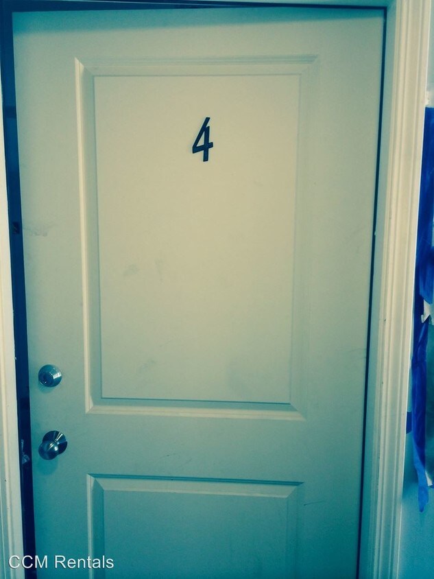 26 Odd St, Fall River, MA 02720 Room for Rent in Fall River, MA