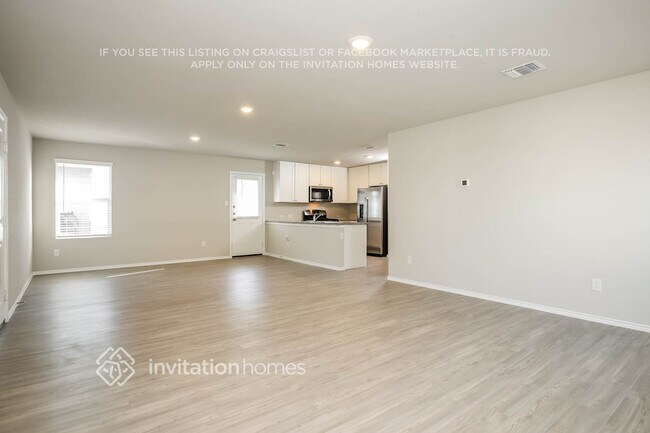 Foto del edificio - 5735 Leon Pl