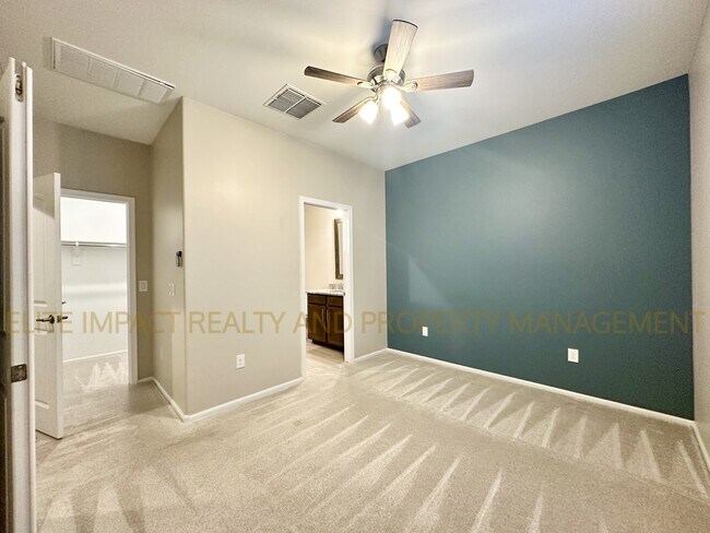 Building Photo - 9814 E Miller Peak Trl